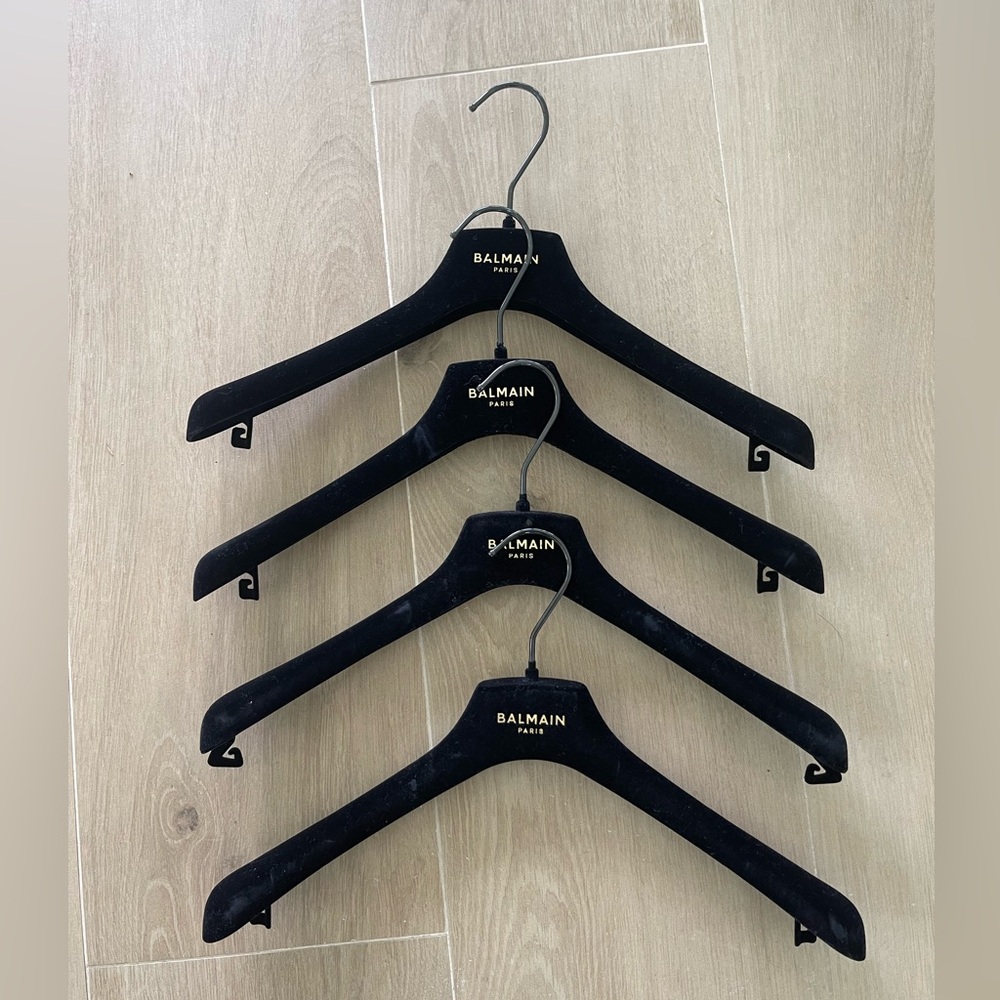 Balmain Black and Gold Velvet Hanger set of 4 Dress Jacket Shirt Hangers